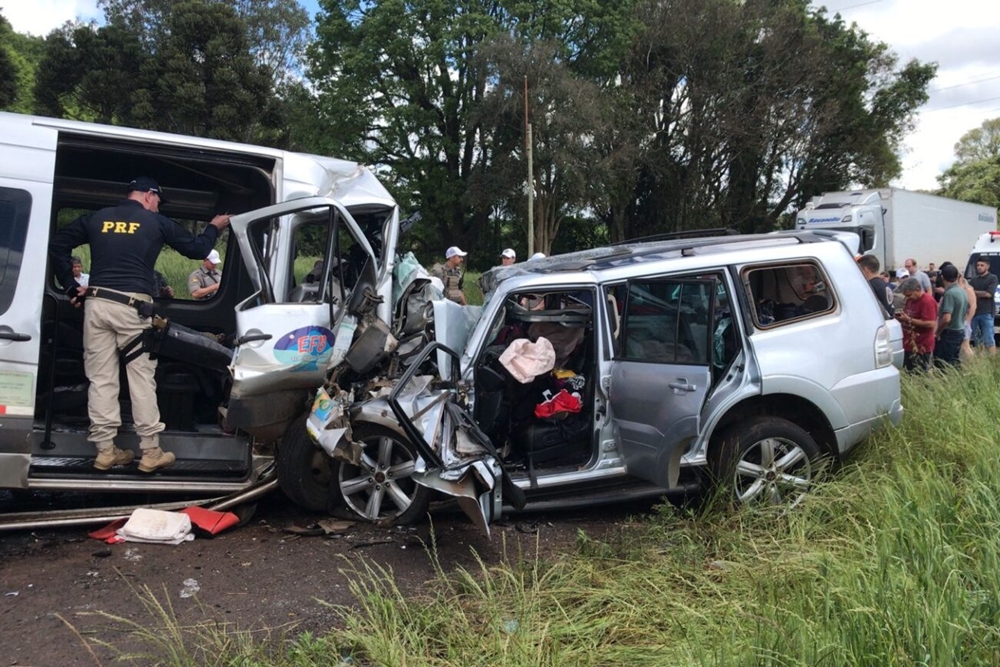 ATUALIZADA) Dois mortos em acidente na BR 480 entre Barão de Cotegipe a  Erechim. - OBSERVADOR REGIONAL